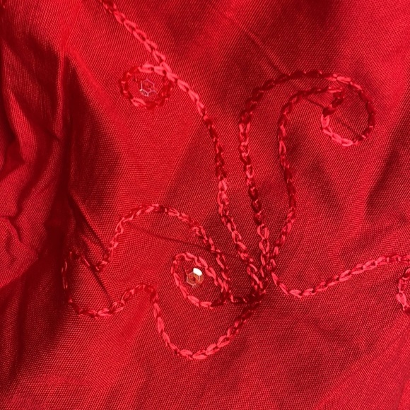 NWT Embroidered Sarong - Picture 7 of 7